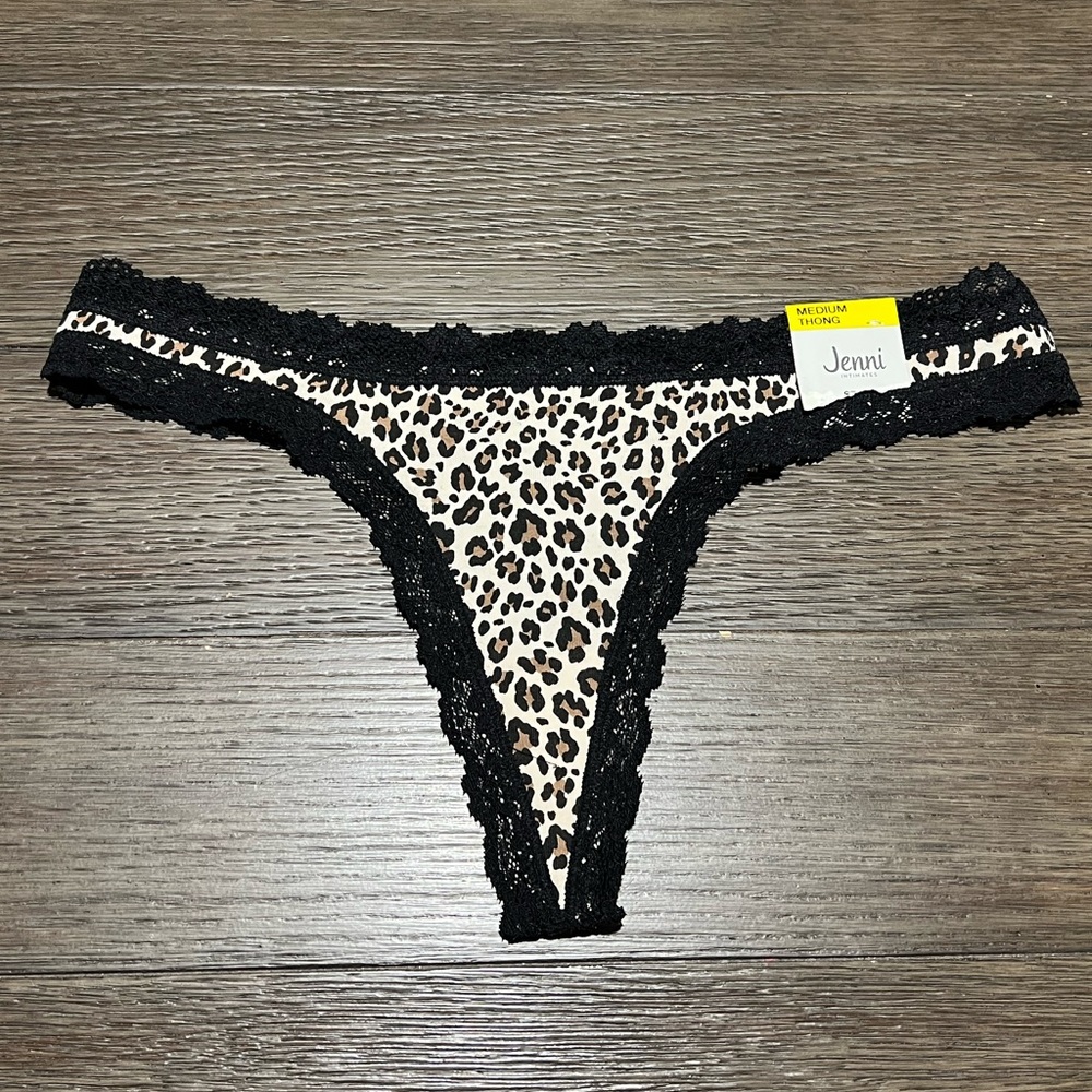 JENNI Intimates Women's Thong Black Lace Trim Core So Soft Cotton Panty Medium